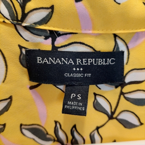 Banana Republic Sleeveless Button Up Blouse - Picture 5 of 6